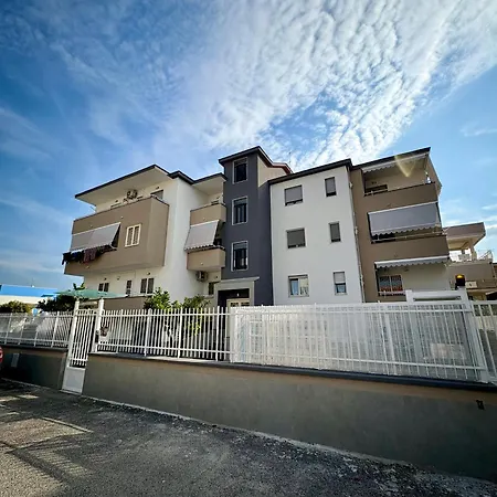 Con Wi Fi E Netflix Your Second House Apartment *